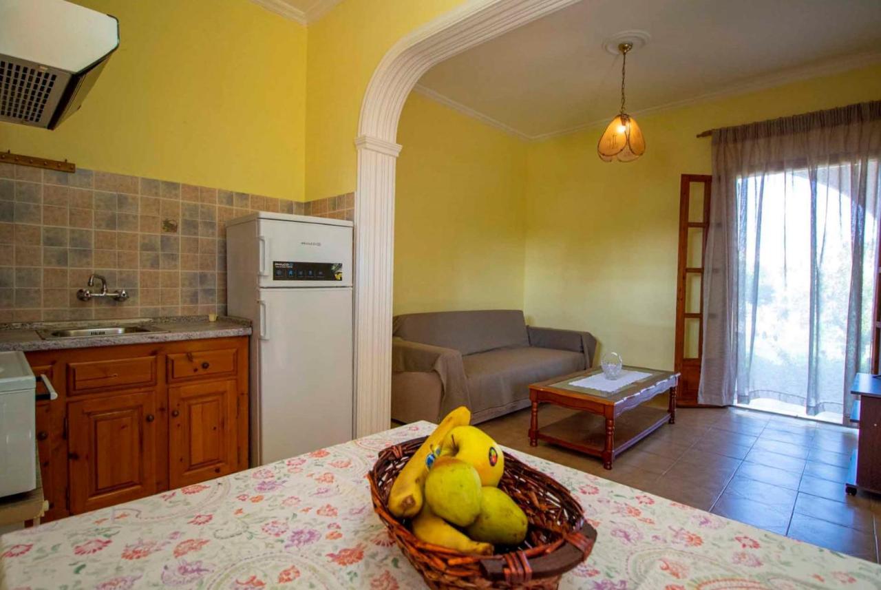 Tzoras‌ ‌Apartments‌ ‌Roda‌ ‌Corfu‌ Litheres ภายนอก รูปภาพ