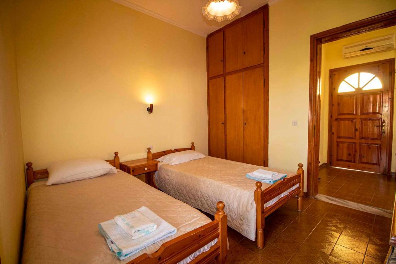 Tzoras‌ ‌Apartments‌ ‌Roda‌ ‌Corfu‌ Litheres ภายนอก รูปภาพ