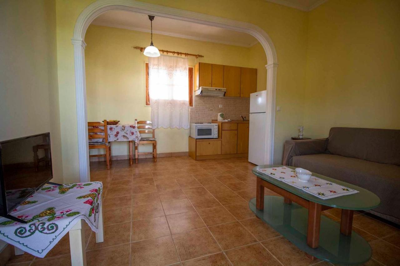 Tzoras‌ ‌Apartments‌ ‌Roda‌ ‌Corfu‌ Litheres ภายนอก รูปภาพ