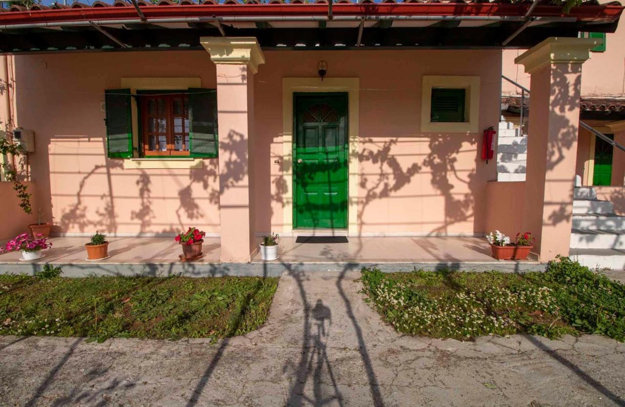 Tzoras‌ ‌Apartments‌ ‌Roda‌ ‌Corfu‌ Litheres ภายนอก รูปภาพ