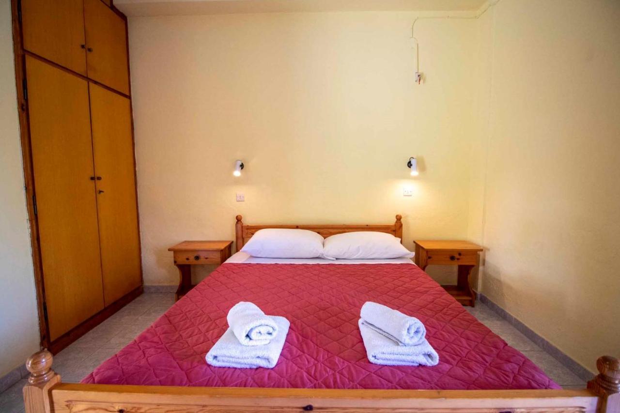 Tzoras‌ ‌Apartments‌ ‌Roda‌ ‌Corfu‌ Litheres ภายนอก รูปภาพ