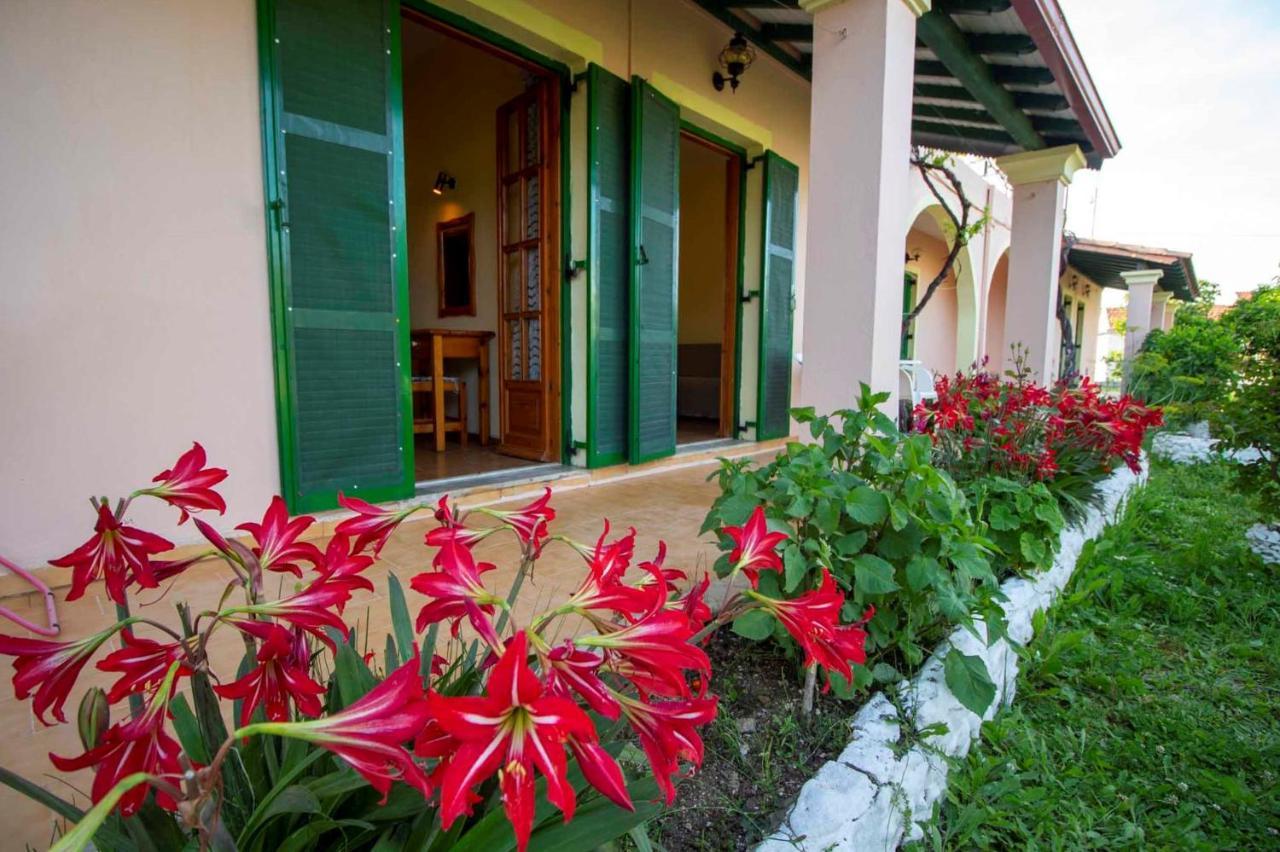Tzoras‌ ‌Apartments‌ ‌Roda‌ ‌Corfu‌ Litheres ภายนอก รูปภาพ