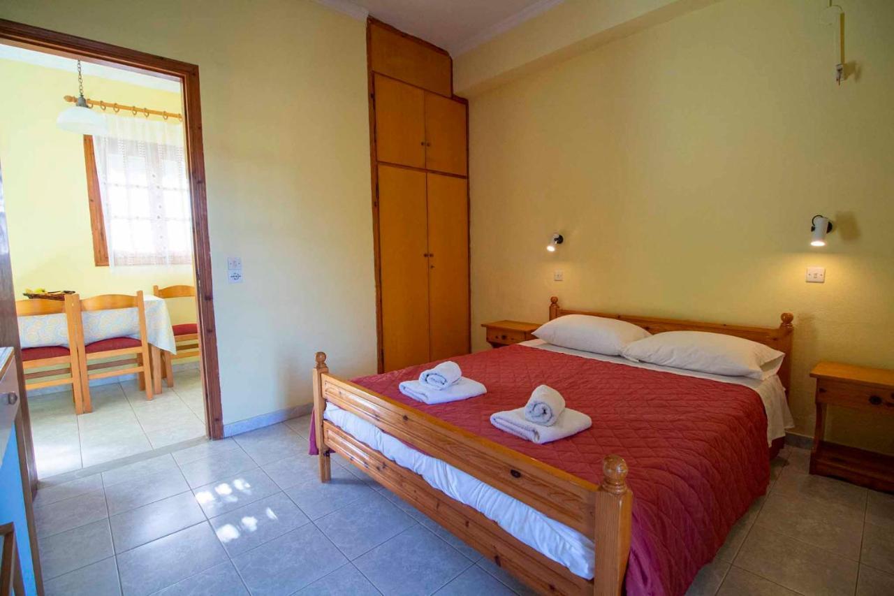 Tzoras‌ ‌Apartments‌ ‌Roda‌ ‌Corfu‌ Litheres ภายนอก รูปภาพ