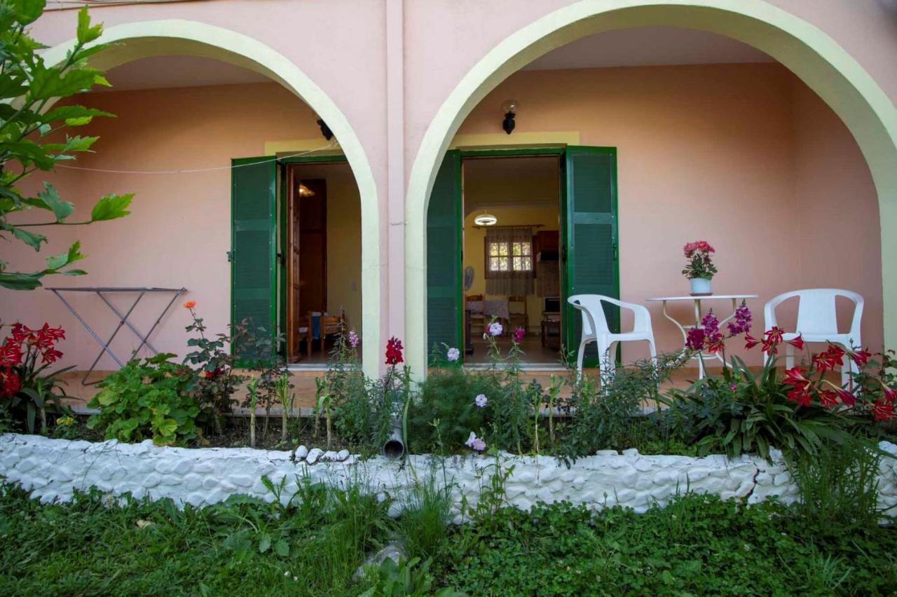 Tzoras‌ ‌Apartments‌ ‌Roda‌ ‌Corfu‌ Litheres ภายนอก รูปภาพ