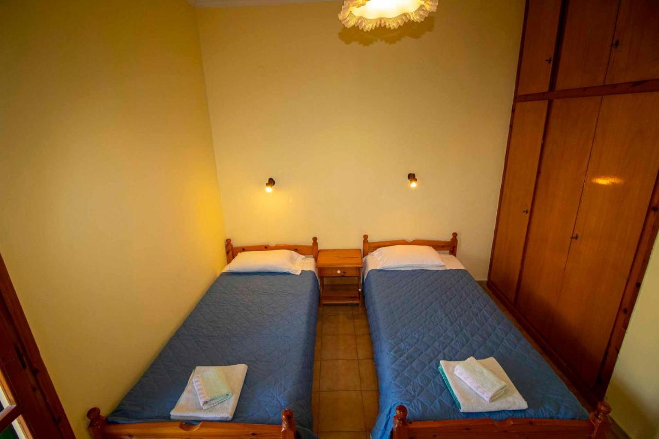 Tzoras‌ ‌Apartments‌ ‌Roda‌ ‌Corfu‌ Litheres ภายนอก รูปภาพ